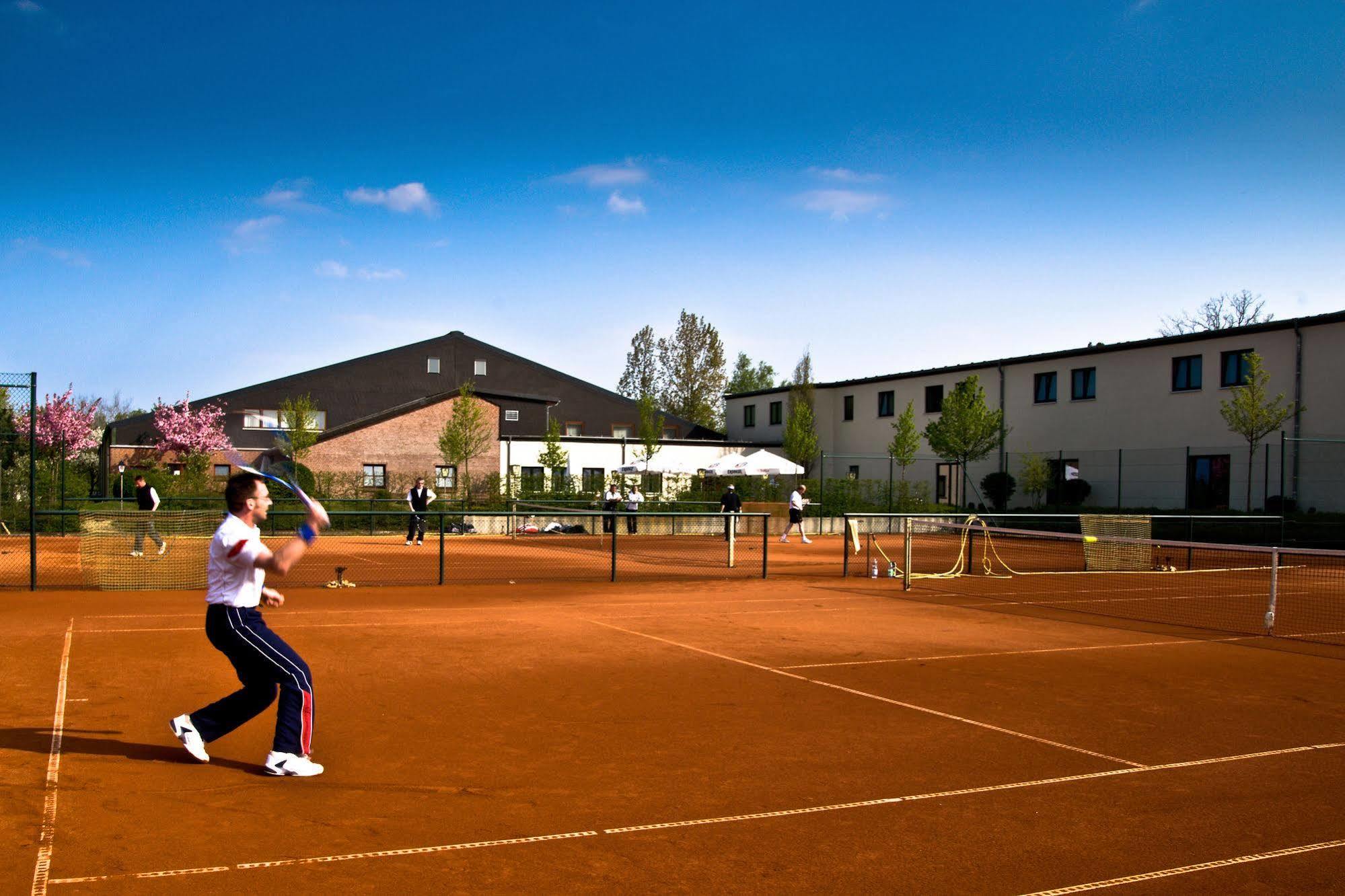 Lavital Sport- & Wellness Hotel Wesendorf Εξωτερικό φωτογραφία